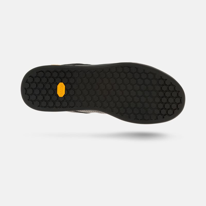 Riddance Mid Shoe