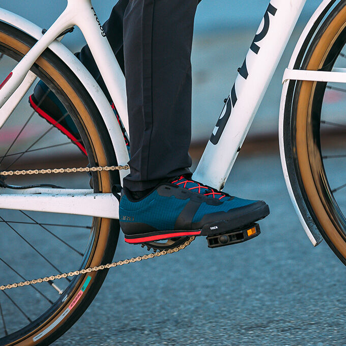 giro casual cycling shoes
