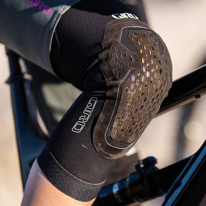 Loam Knee Sleeve Details