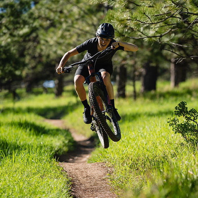 Women's Montaro Mips II Helmet Specs