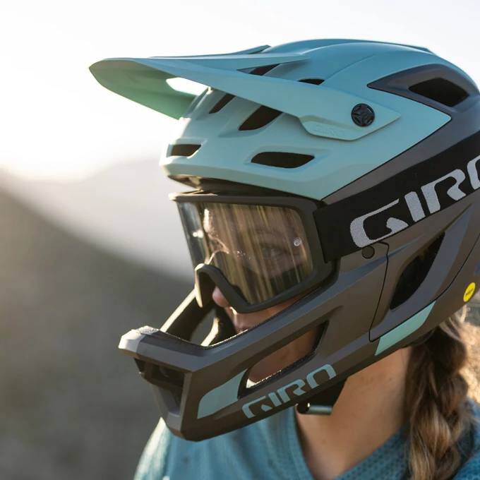 Coalition Spherical Helmet Specs