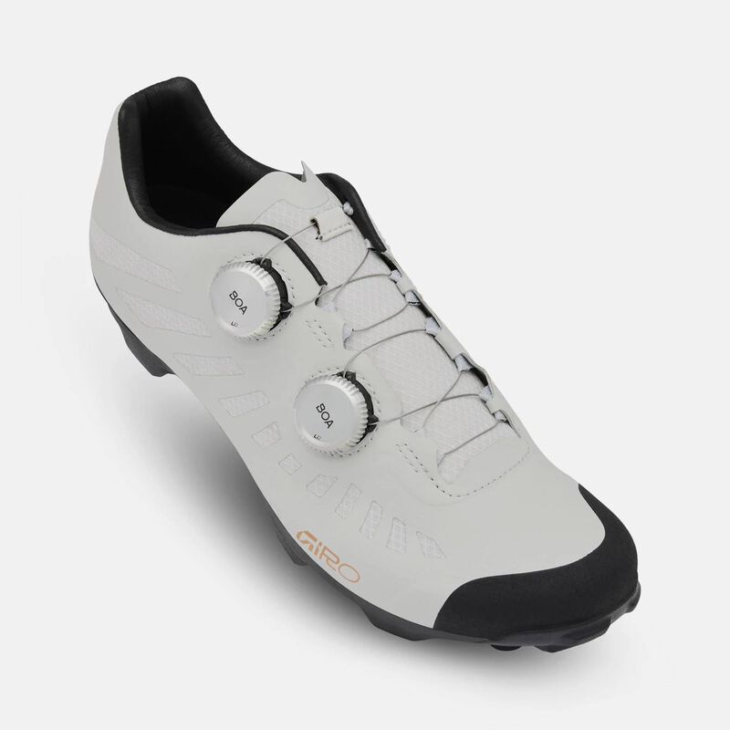 Gritter Shoe