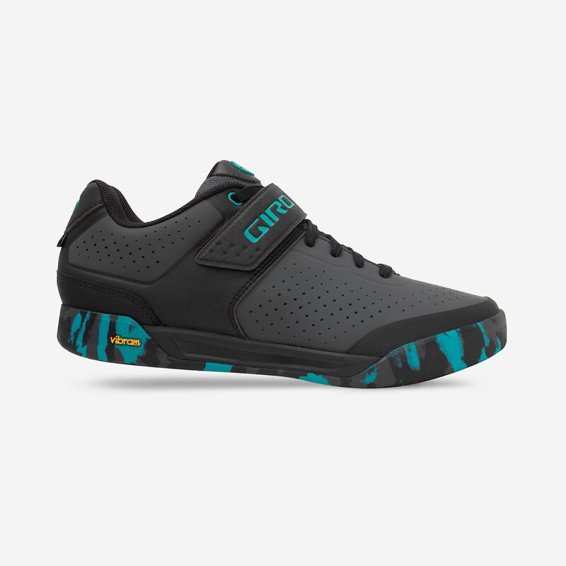 giro chamber 2 clipless shoes