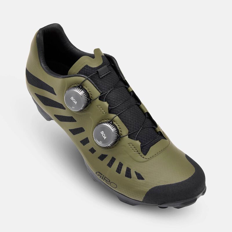 Gritter Shoe