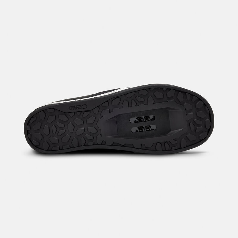 Chamber III Shoe