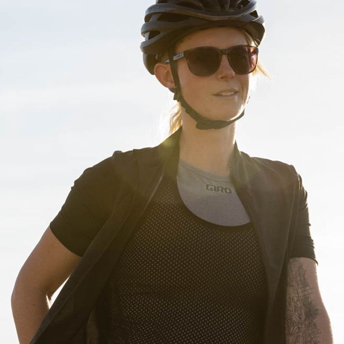Women's Chrono Sleeveless Base Layer Details