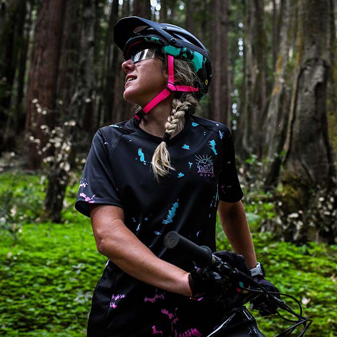 Womens mtb deals helmet mips