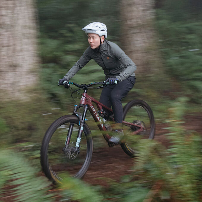 Women's Cascade Insulated Jacket Specs