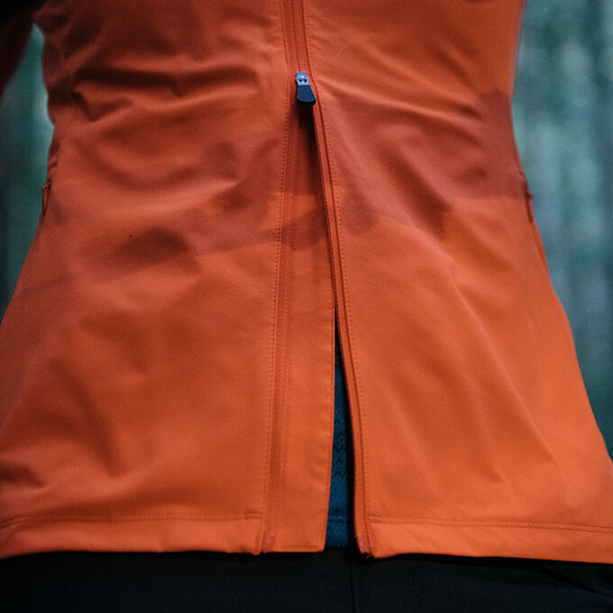 Women's Cascade Stow Jacket Specs