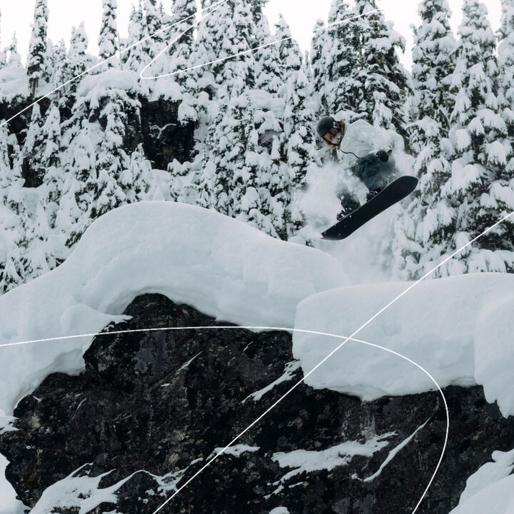 Giro Snow Athlete Jumping in snow Gear
