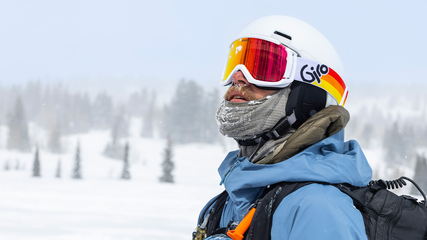 How To Choose Ski & Snowboard Goggles