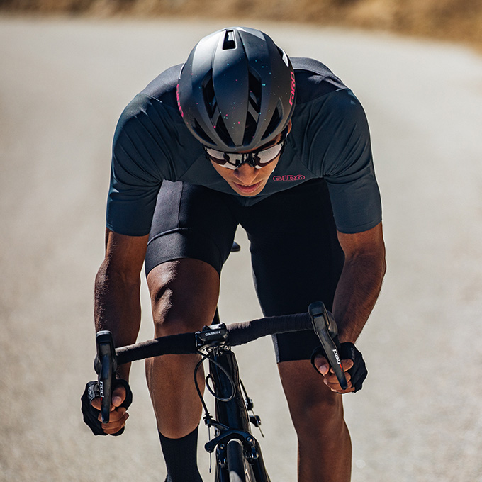 Men's Chrono Elite Bib Short Details