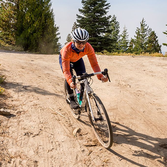 Womens Chrono Expert Wind Jacket Details