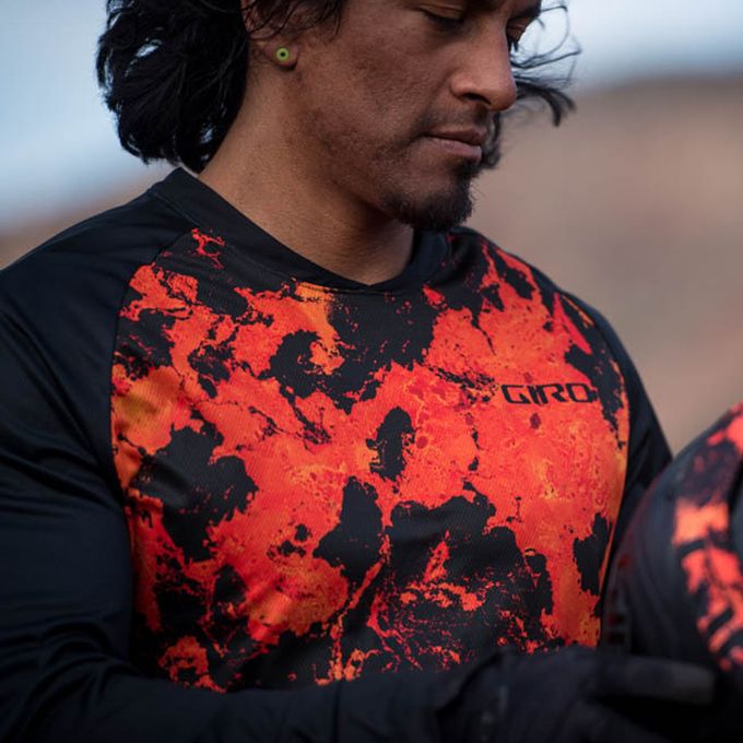 Mens Roust LS Jersey Details