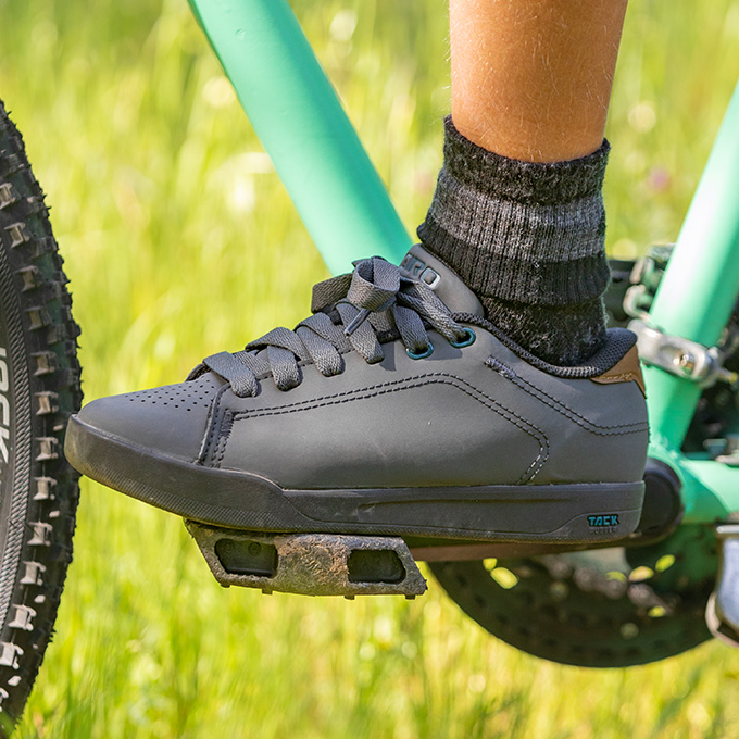 Deed Youth Shoe Specs