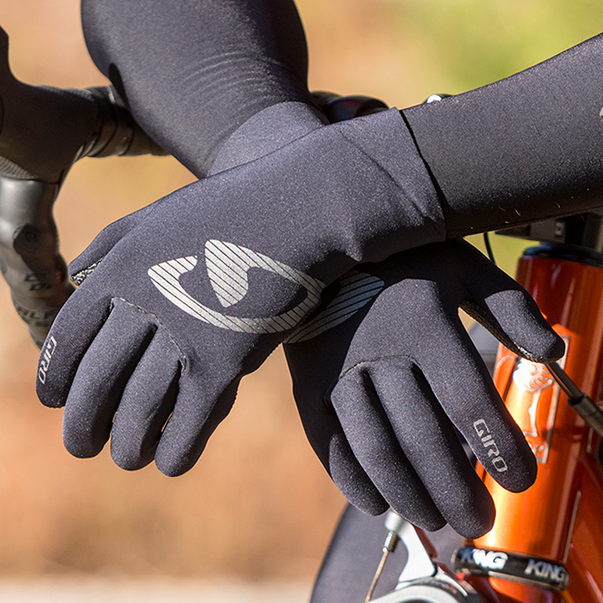 Neo Blaze Glove Specs