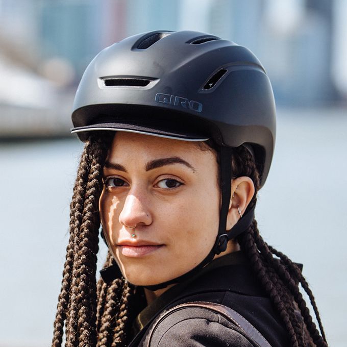 Caden LED Mips Helmet Details